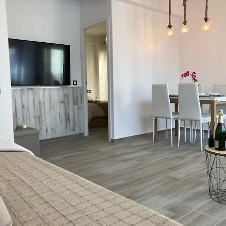 Coqueto Apartamento De Playa Con Piscina Y Terraza Valência Exterior foto