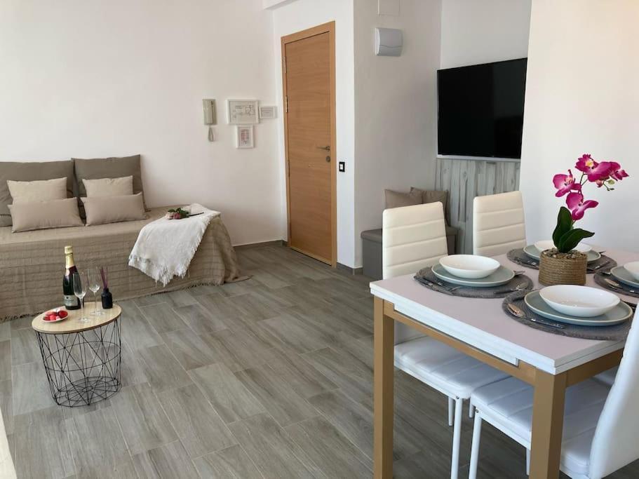 Coqueto Apartamento De Playa Con Piscina Y Terraza Valência Exterior foto